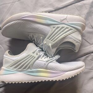 women’s puma shoes